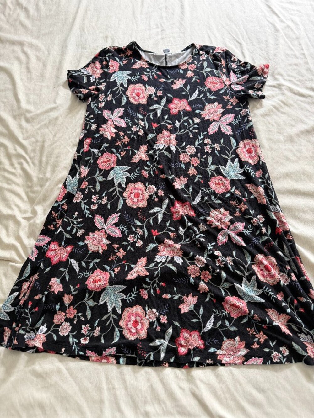 Old navy soft casual floral t-shirt dress - size L